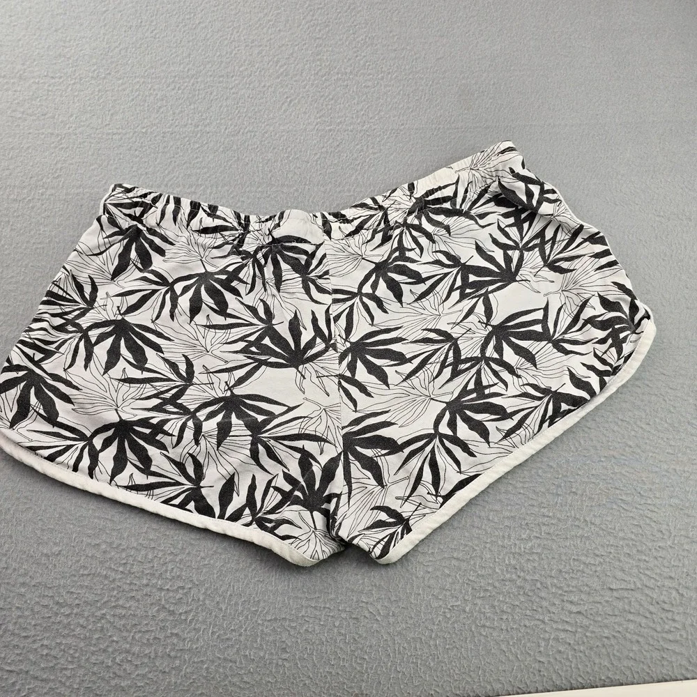 Primark Loungewear Shorts Womens Large Black White Floral Print Drawstring Waist